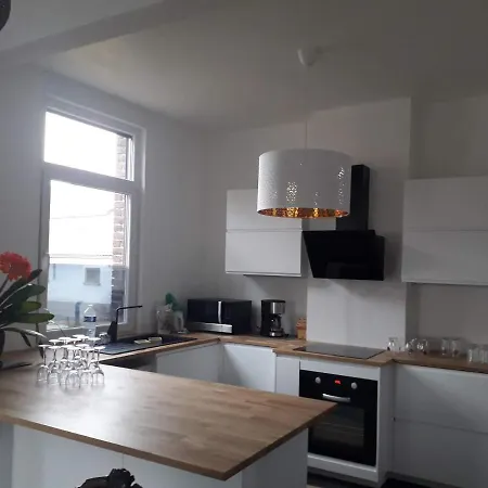 Séjour chez l'habitant Veronique Schouckens *